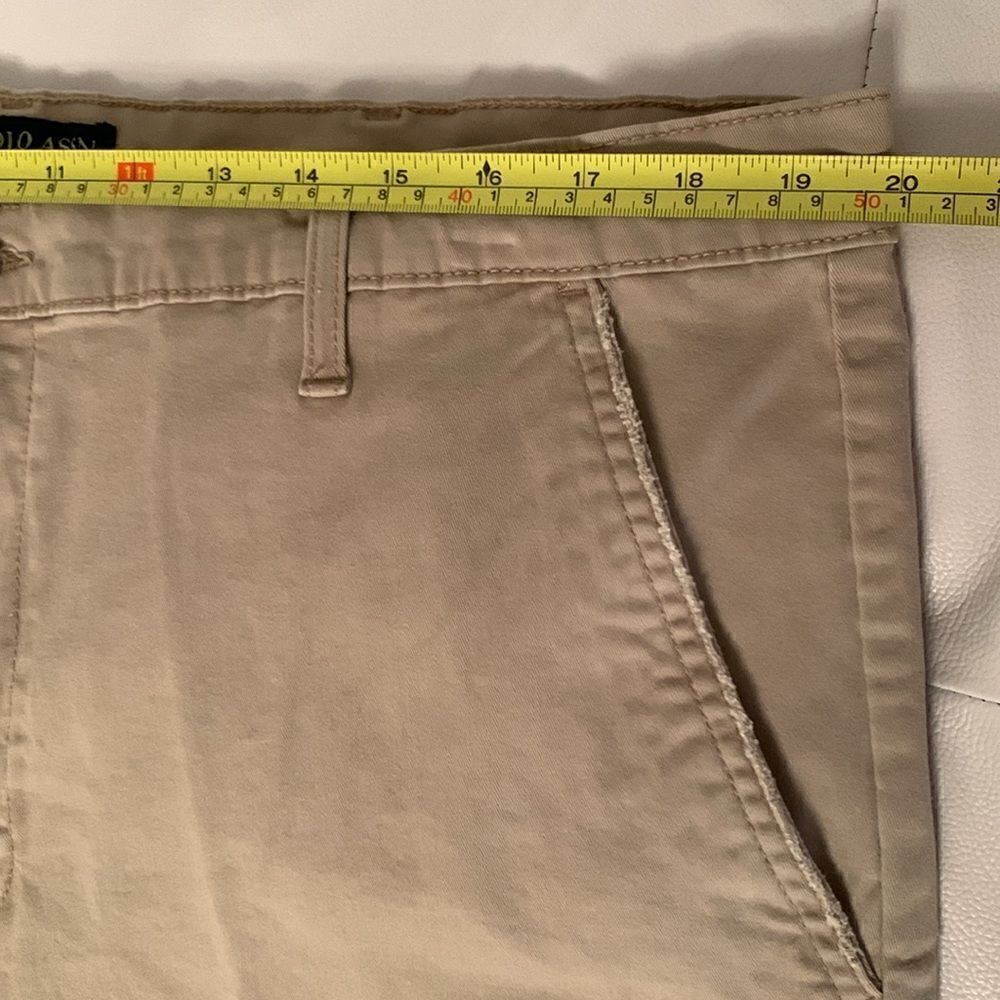 US Polo Assn. Activate Stretch Logo Tan Shorts Men’s Size 40 - Picture 3 of 10